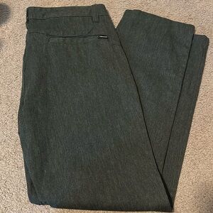 Mens Volcom dress pant size 34 60% cotton 40% polyester